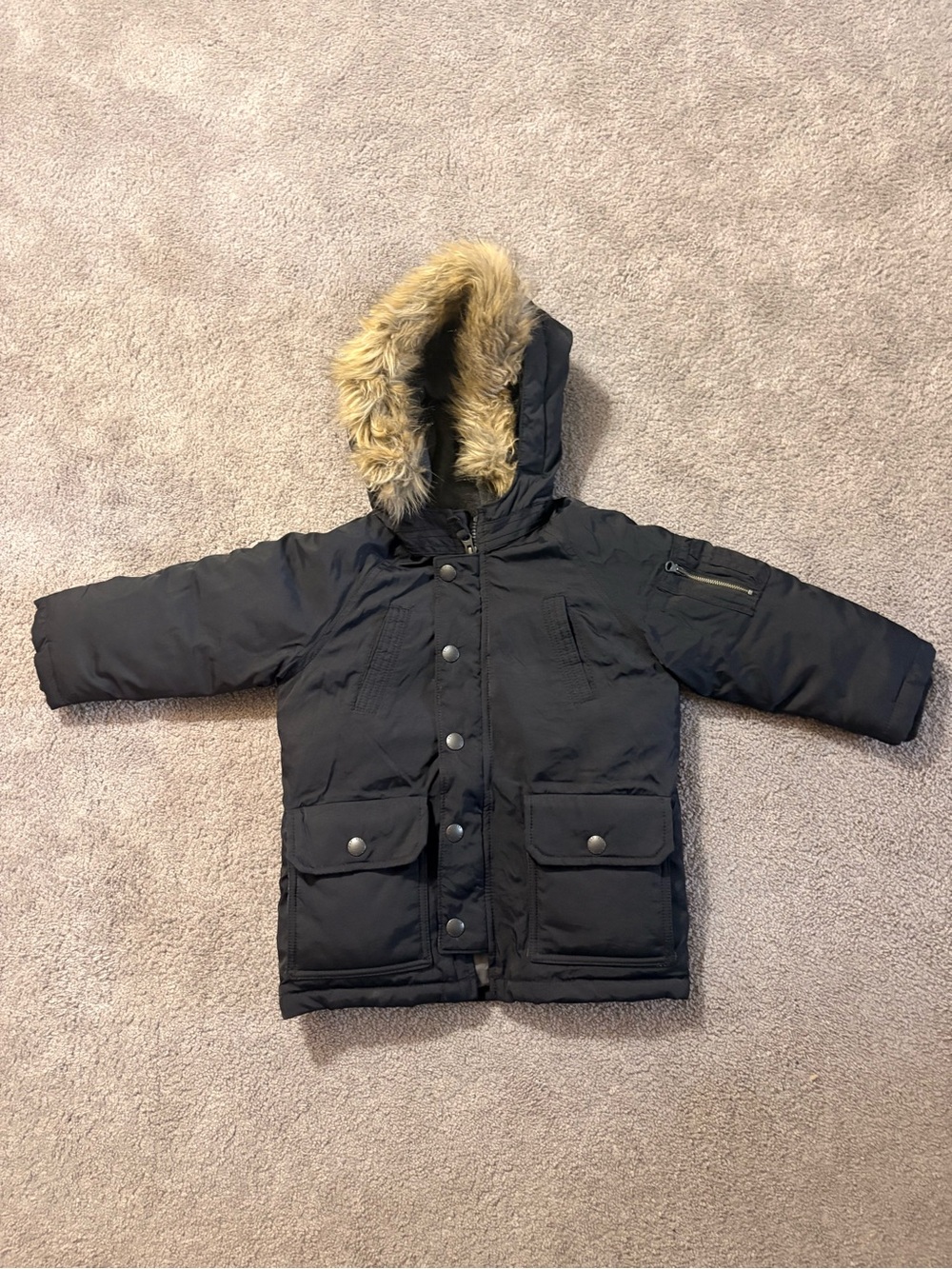 GAP Black Puffer Jacket with Faux Fur Trim